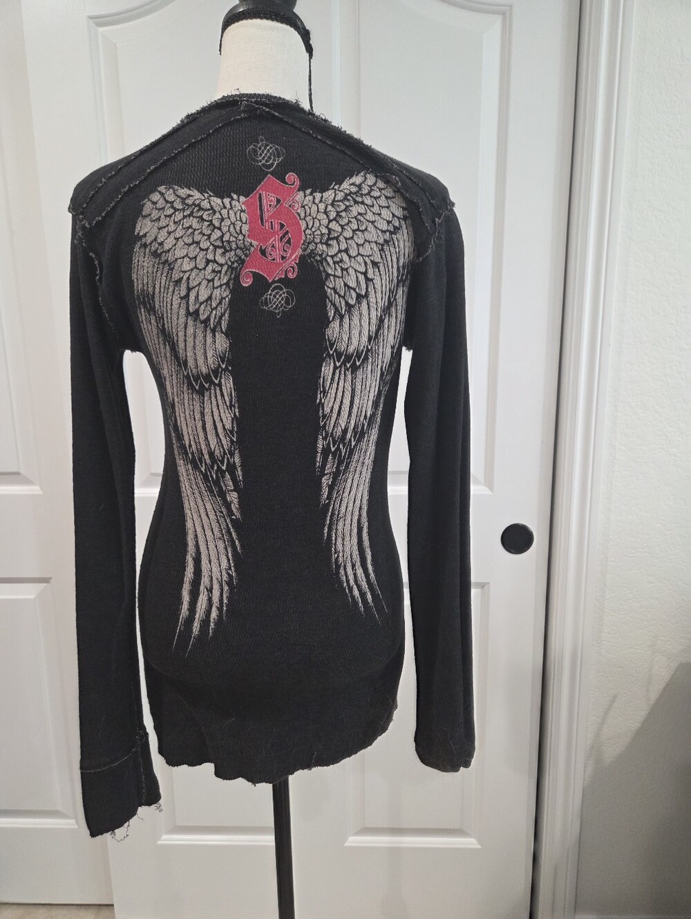 Sinful Angel Wings Thermal Top Womens Long Sleeve Faded Black Grunge Y2K - Picture 5 of 5